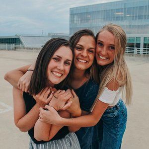 Meet your Posher, Madeleine